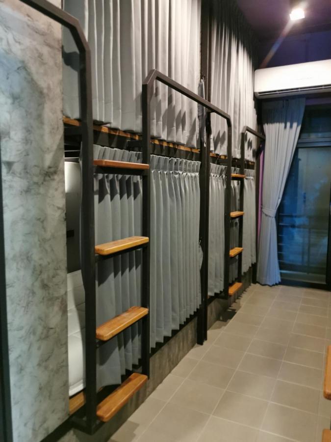 The 8 Hostel บุรีรัมย์ ภายนอก รูปภาพ